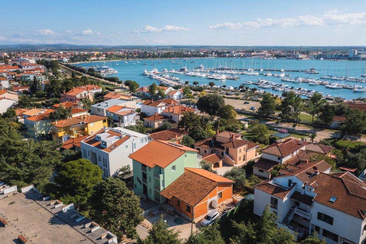 Andrea House With Apartments Умаг Экстерьер фото